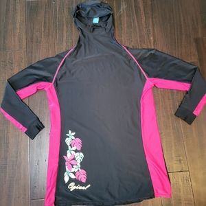 Ogival Swim Wear Black Swim Top sz Small